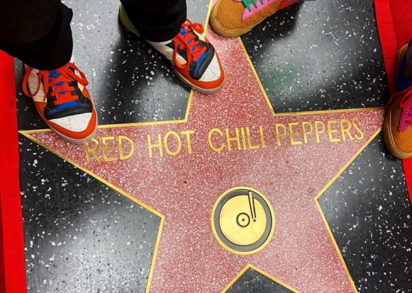 Red Hot Chili Peppers: Απέκτησαν το δικό τους αστέρι στη Λεωφόρο της Δόξας