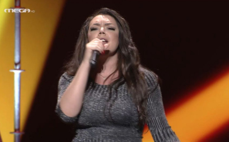X-Factor: Η Ναταλία Ρωμανού με το δυνατό κοινωνικό της μήνυμα κέρδισε τους κριτές