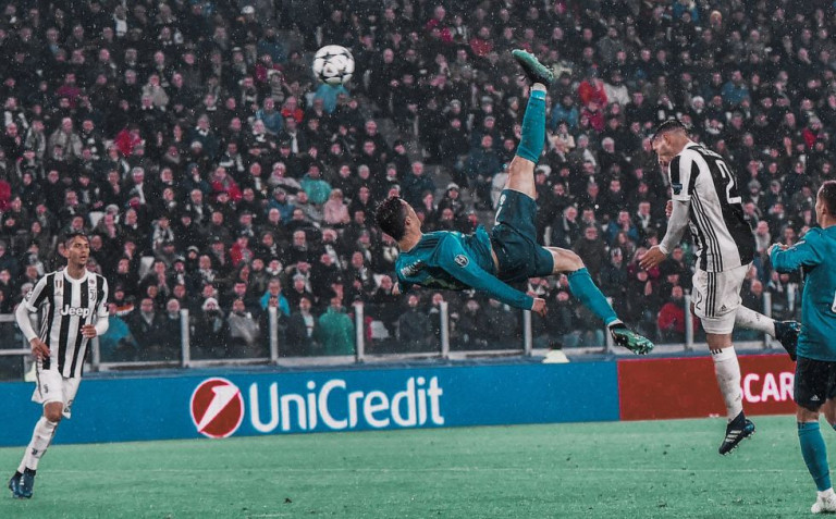 Τέσσερα χρόνια από το ανεπανάληπτο ψαλιδάκι του Κριστιάνο με τη Γιουβέντους