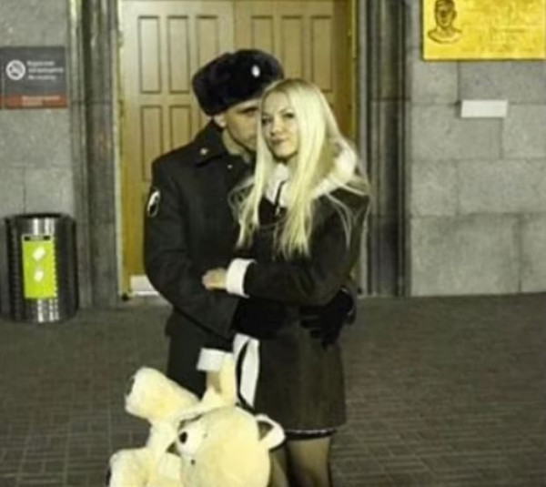 Πόλεμος στην Ουκρανία: Γυναίκα Ρώσου στρατιώτη του έδωσε τις… ευλογίες της για να βιάσει Ουκρανές