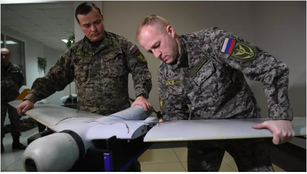 Ρωσία: Χρησιμοποίησε ραδιοθερμικό καμουφλάζ και αόρατα μη επανδρωμένα αεροσκάφη στην Ουκρανία