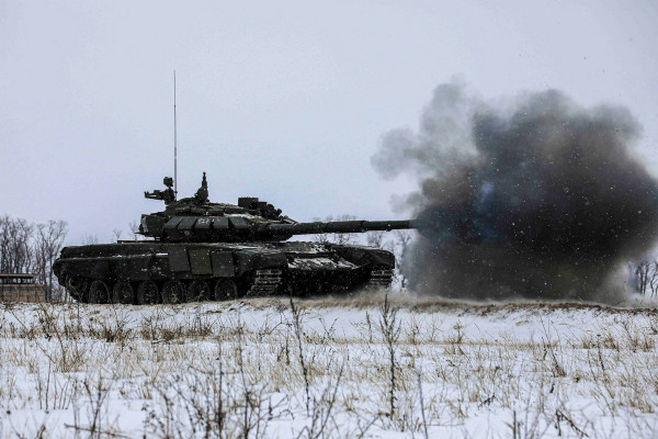 NYT: Οι ΗΠΑ σχεδιάζουν με τους συμμάχους τους τη μεταφορά αρμάτων μάχης στην Ουκρανία