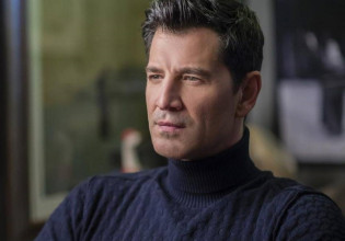 Survivor: Η Στεφανία Ρίζου αποκαλύπτει – «Ο Σάκης Ρουβάς με πήρε τηλέφωνο και μου είπε ‘τι έκανες στον αδερφό μου;’»