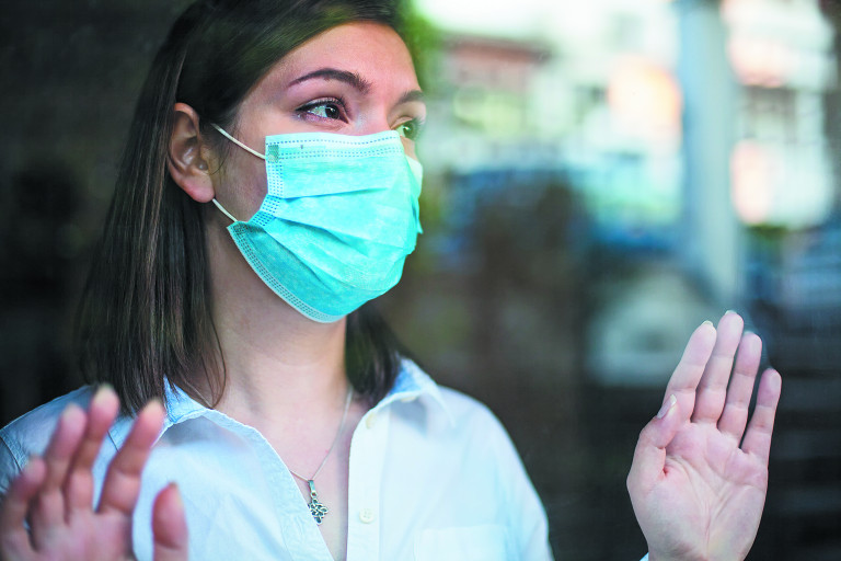 Η ελληνική «ακτινογραφία» της μακράς COVID – Τι λένε στο «Βήμα» ειδικοί, ασθενείς