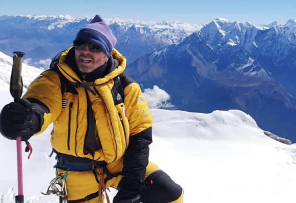 Αντώνης Συκάρης: «Πιστεύω ότι θα γυρίσει» – Συγκλονίζει ο γιος του κορυφαίου ορειβάτη