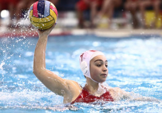 Εύκολα ο Ολυμπιακός (13-8)