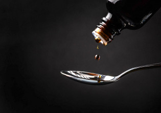 ΕΟΦ: Ανακαλείται σιρόπι για τον βήχα