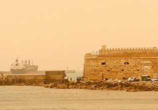 Καιρός: Οι νοτιάδες έφεραν σκόνη και «εκτόξευσαν» την θερμοκρασία στους 32°C