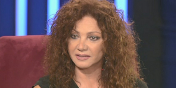 Σοφία Αρβανίτη: H Bonnie Tyler με επισκέφθηκε στο μαγαζί που τραγουδούσα με τον Βασίλη Παπακωνσταντίνου για να με καμαρώσει»