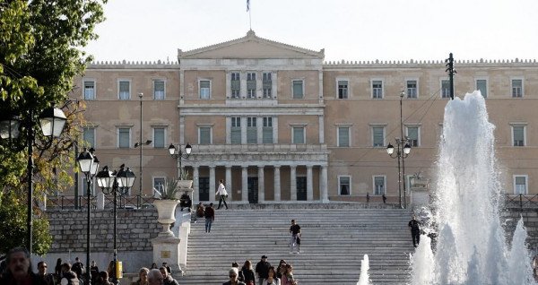 Οι νέοι εθνικοί μας μύθοι
