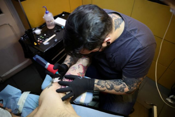 Σε ποια σημεία του σώματος τα τατουάζ πονούν περισσότερο