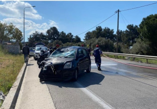 Θανατηφόρο τροχαίο στα Θέρμα- Σφοδρή σύγκρουση ΙΧ με μοτοσυκλέτα