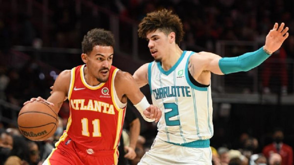 NBA: Οι Χοκς διέλυσαν τους Χόρνετς – Οι Πέλικανς απέκλεισαν τους Σπερς