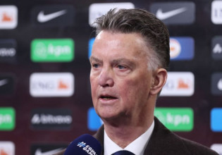 Ο κόσμος της μπάλας στηρίζει τον Φαν Χάαλ – UEFA: «Είμαστε όλοι μαζί σου, Λούις»