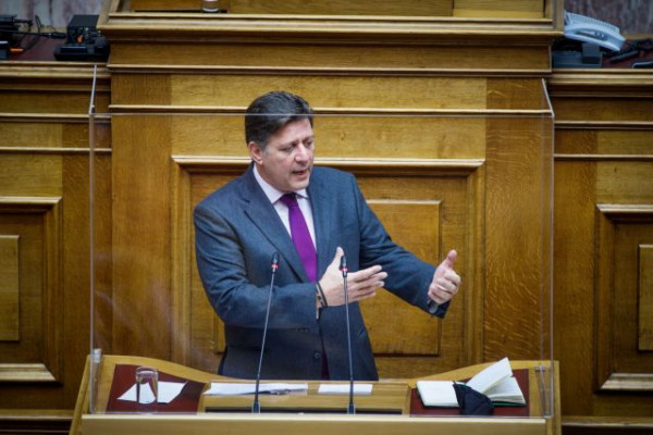 Βαρβιτσιώτης: «Δεν υπάρχει θέμα συνεκμετάλλευσης του Αιγαίου» με την Τουρκία – Τι είπε για τις κυρώσεις στη Ρωσία