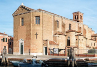 Βενετία: 100 υπέροχοι νάοι σε νέο φωτογραφικό λεύκωμα