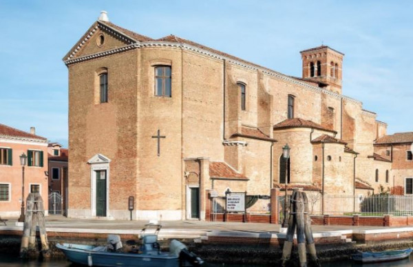 Βενετία: 100 υπέροχοι νάοι σε νέο φωτογραφικό λεύκωμα