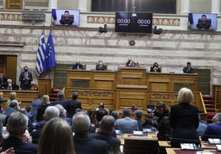 Μητσοτάκης για ομιλία Ζελένσκι: Πολιορκημένοι αλλά ελεύθεροι