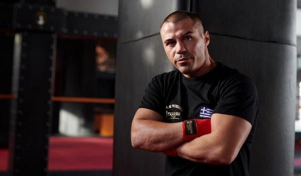 Μιχάλης Ζαμπίδης: Η επική φάρσα του «Πάμε Δανάη!» – Την πάτησε για τα καλά