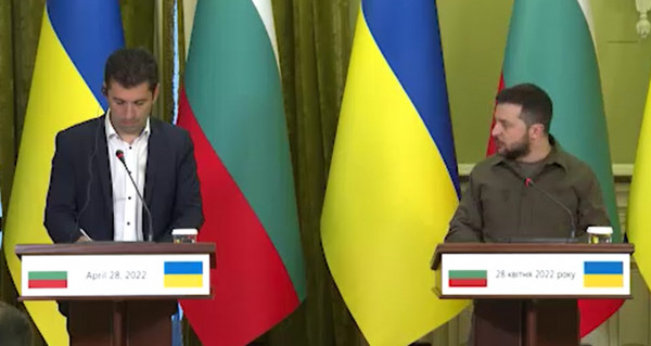 Ουκρανία: Συμφώνησε με Βουλγαρία να μεταφέρονται τα ουκρανικά σιτηρά μέσω του λιμανιού της Βάρνας