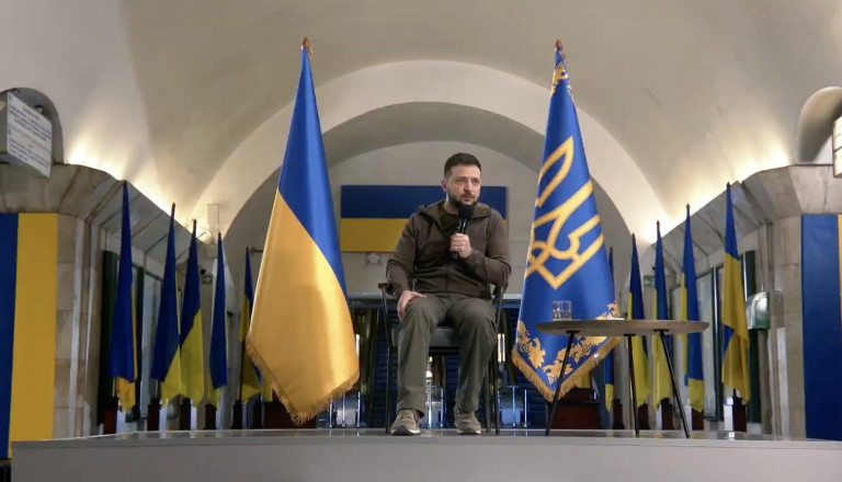 Ζελένσκι: Τάχθηκε εκ νέου υπέρ μιας συνάντησης με τον Πούτιν – Πότε απείλησε ότι θα αποχωρήσει το Κίεβο από τις συνομιλίες