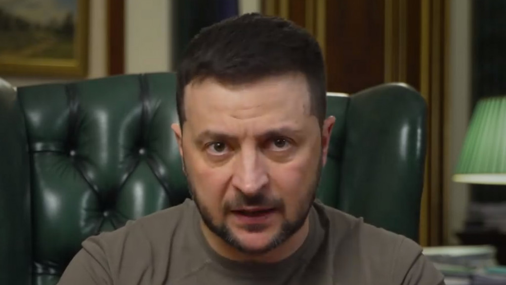 Ζελένσκι: Προσωπικά ευγνώμων στον πρόεδρο Μπάιντεν για την οικονομική στήριξη της Ουκρανίας