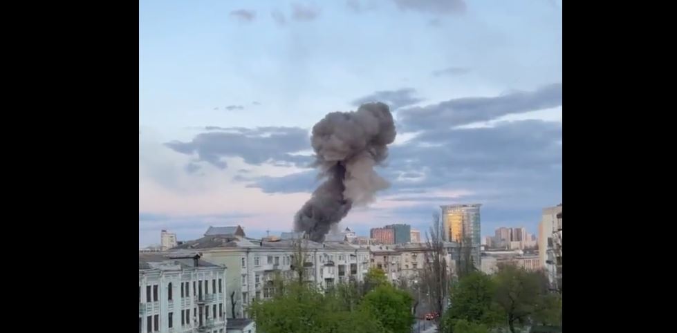 Πόλεμος στην Ουκρανία: Νέες εκρήξεις στο Κίεβο κατά την επίσκεψη Γκουτέρες