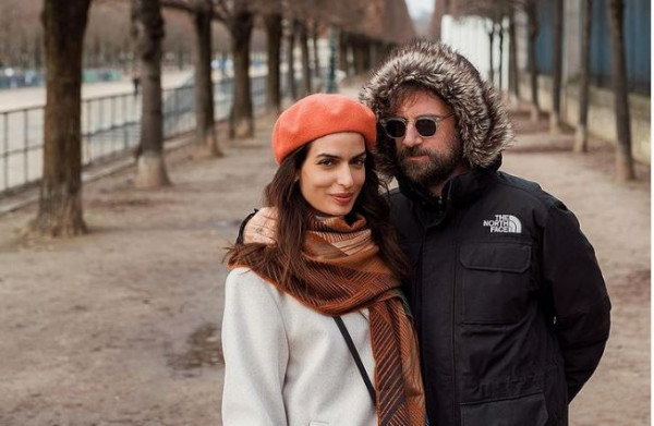 Κωστής Μαραβέγιας: Μιλά για τον γάμο του με την Τόνια Σωτηροπούλου και «λιώνει»