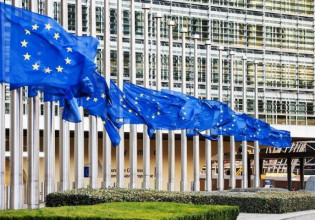 New York Times: Αποφασίζει τις επόμενες μέρες η ΕΕ για «σταδιακό εμπάργκο» στο ρωσικό πετρέλαιο