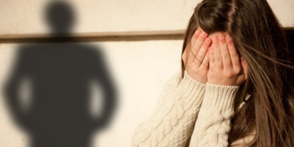Νέα Σμύρνη: Στη δικαιοσύνη η κακοποίηση της 14χρονης από τον πατέρα της