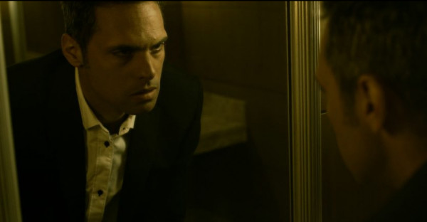 «Σκοτεινή Θάλασσα»: Τι θα δούμε Δευτέρα και Τρίτη στις 23.20