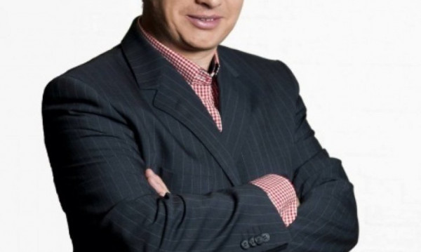 Σταύρος Νικολαϊδης: «Γιατί δεν μπορούμε να κάνουμε αστεία με τους βιασμούς;»