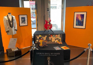 Απίστευτη τιμή για την κιθάρα που συνέβαλε στην διάλυση των Oasis