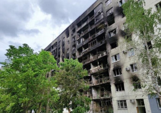 Ουκρανία: Αδιάκοποι οι ρωσικοί βομβαρδισμοί στο Ντονμπάς – Η Μόσχα κατηγορεί τη Δύση για την επισιτιστική κρίση