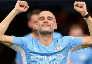 Γκουαρντιόλα: «Είμαστε θρύλοι, δεν έχω ξαναδεί ομάδα σαν τη Λίβερπουλ»