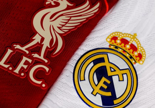 Το Παρίσι δείχνει το… δρόμο στη Λίβερπουλ