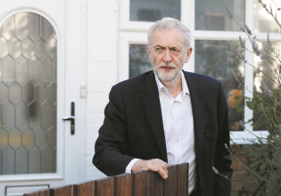 «Η Αριστερά μπορεί να παρουσιάσει μια ισχυρή εναλλακτική»