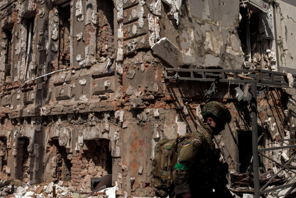 Ουκρανία: Τρεις μήνες μαρτυρικού πολέμου – Οι τελευταίες διπλωματικές εξελίξεις