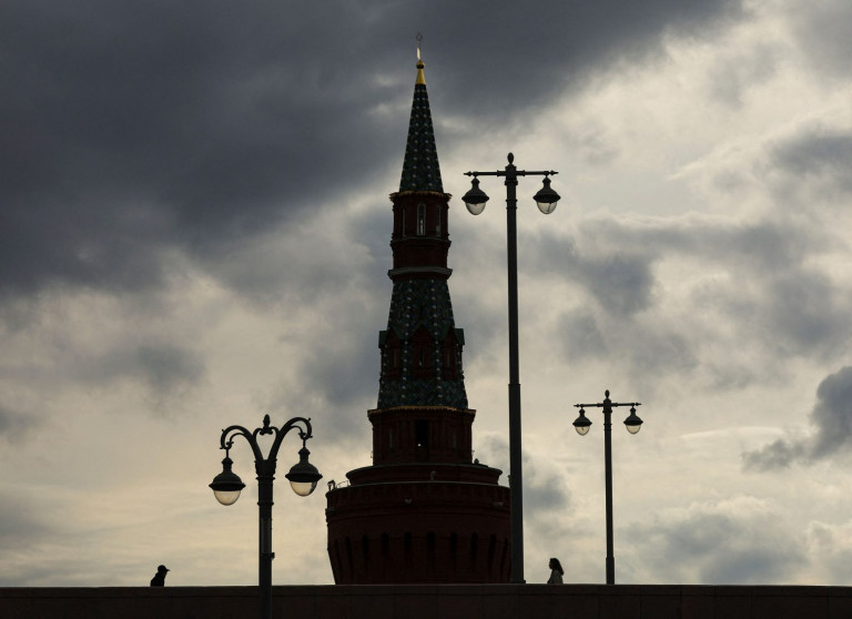 Κυρώσεις: Περιττή και ανόητη η κατάσχεση αποθεμάτων της Ρωσίας – Πέντε λόγοι για να αρνηθούμε