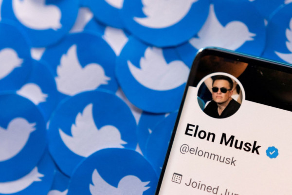 Έλον Μάσκ: Θέλει να βγάλει το Twitter από το Χρηματιστήριο – Πότε θα το ξαναβάλει και με ποιους όρους