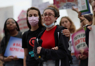 Αμβλώσεις: Άρχισαν τα όργανα στις ΗΠΑ – Ψηφίζονται νόμοι κατά των αμβλώσεων στις Νότιες Πολιτείες