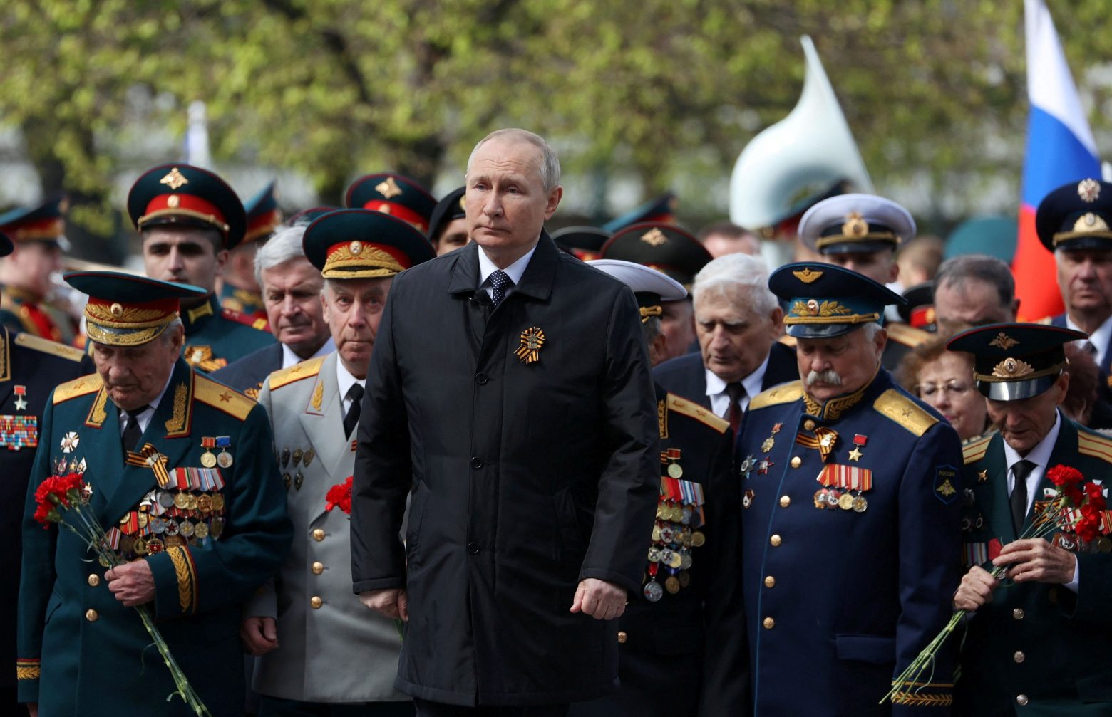 Πούτιν: Το μόνο που του απομένει είναι «η αηδιαστική λατρεία της νίκης» - Θα αρνηθούν οι Ρώσοι το «όπιο των μαζών»;
