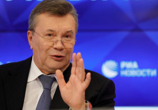 Ουκρανία: Νέο ένταλμα σύλληψης σε βάρος του πρώην προέδρου Βίκτορ Γιανουκόβιτς με την κατηγορία της προδοσίας