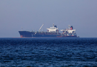 Κάρυστος: Κατασχέθηκε από τις ΗΠΑ το φορτίο του πετρελαιοφόρου Pegas