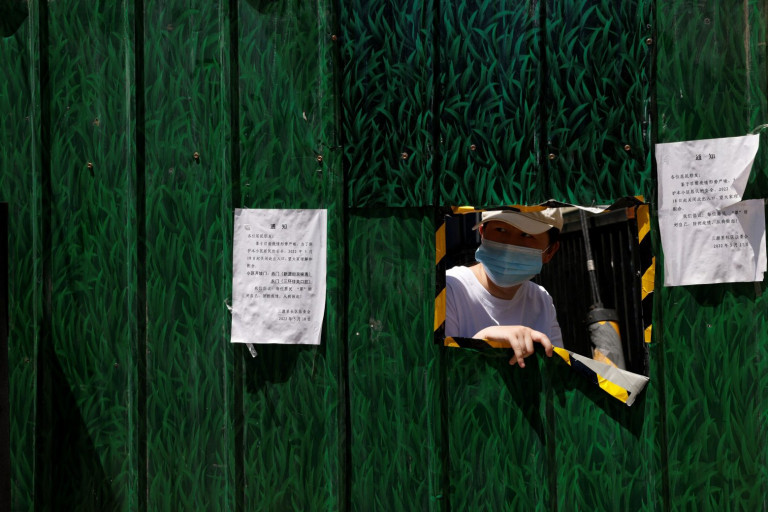 Πεκίνο: Έστειλε 5.000 άτομα στην καραντίνα σπάζοντας την απομόνωση για τον κοροναϊό