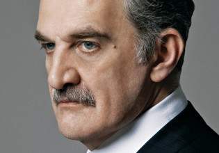 Ο Δημήτρης Καταλειφός μιλά στο in για τη νέα παράσταση του και σχολιάζει την κατάσταση στον πολιτισμό