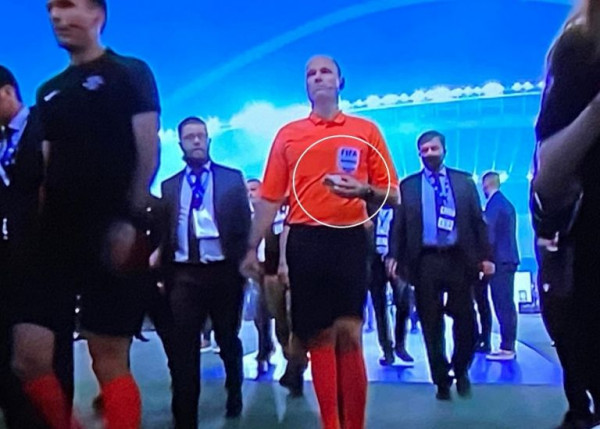 Ανεξέλεγκτη η κατάσταση στο ΟΑΚΑ – Ξεφτιλίζουν το ελληνικό ποδόσφαιρο