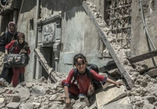 Μεγάλη έκθεση φωτογραφίας με θέμα τον πόλεμο στην Πόλη του Φωτός