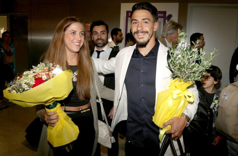 Σύζυγος Σιμόες: «Ήρθαμε ξένοι, τώρα φεύγουμε από το σπίτι μας»