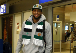 Άντριεν Πέιν: Φέρεται να έπεσε νεκρός από πυροβολισμό